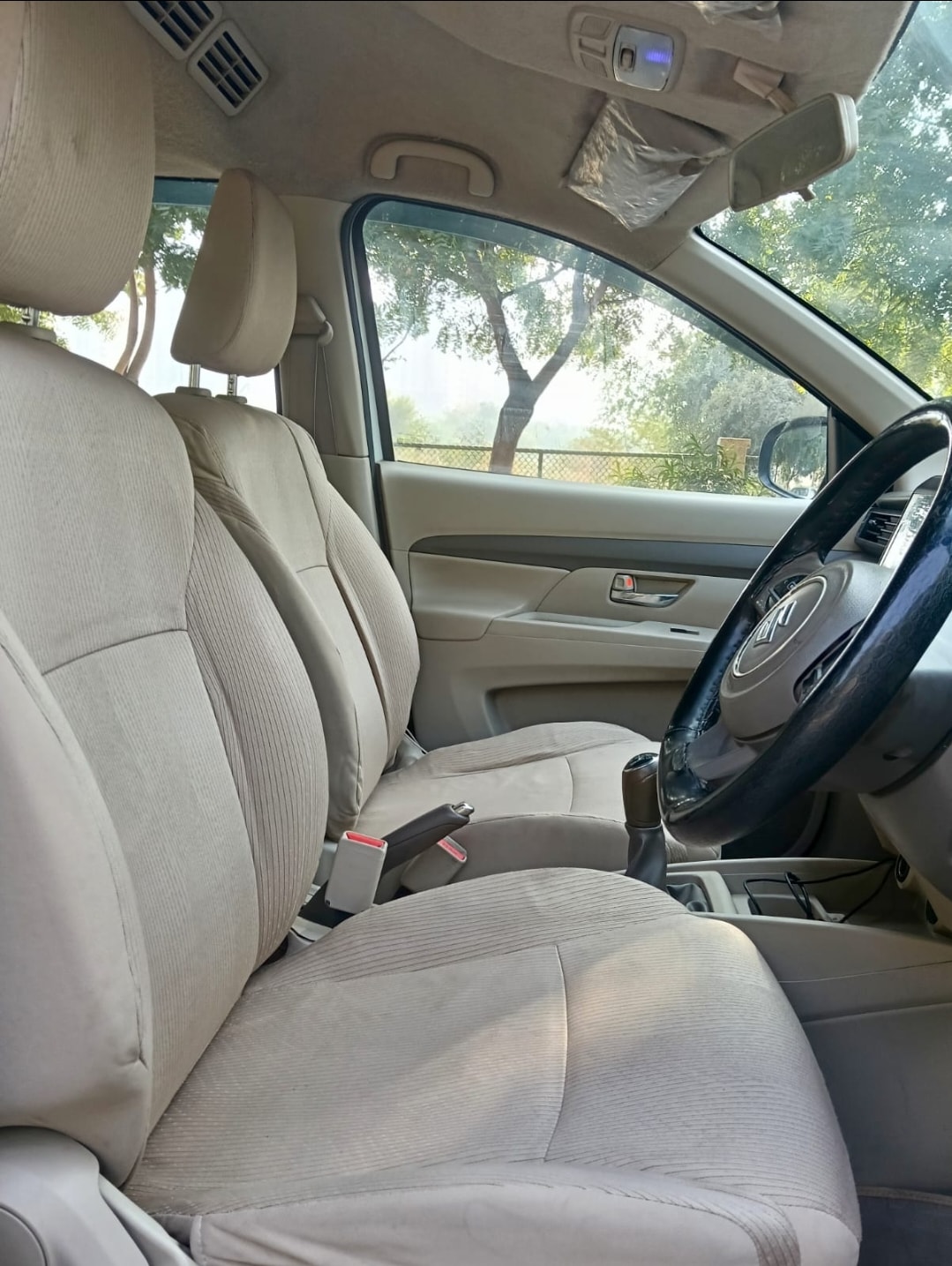 Used 2022 Maruti Suzuki Ertiga Used 2022 Maruti Suzuki Ertiga