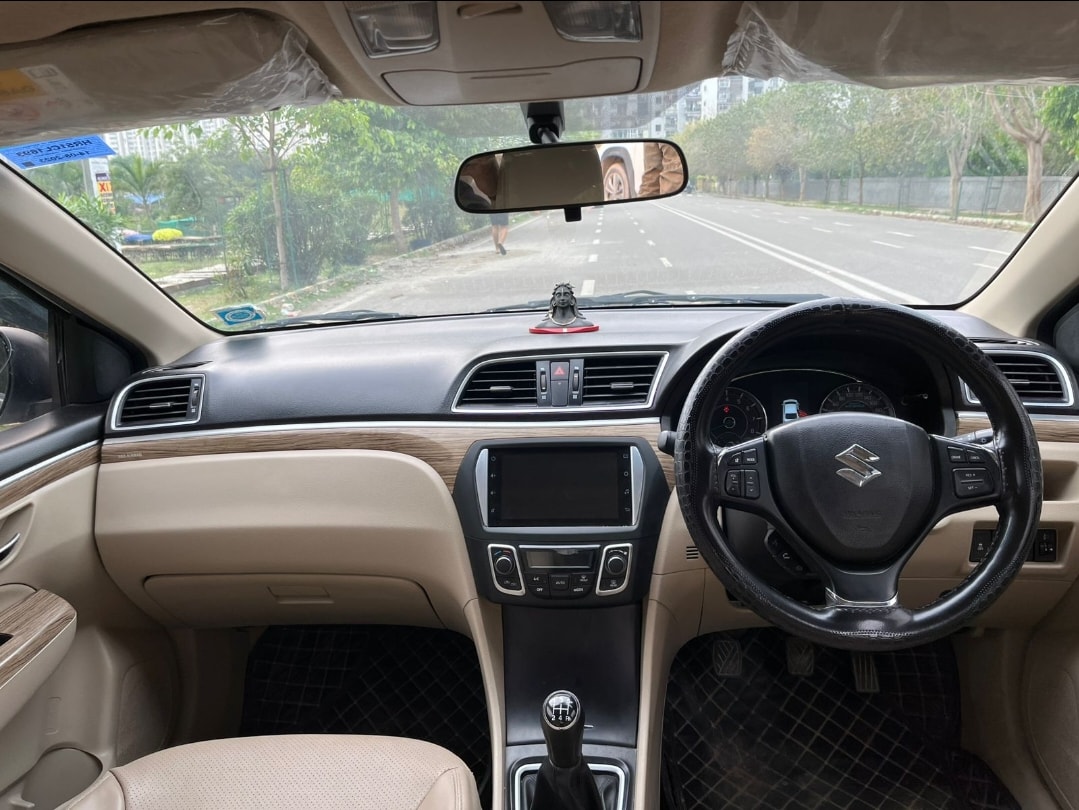 Ciaz image 11 Ciaz image 11