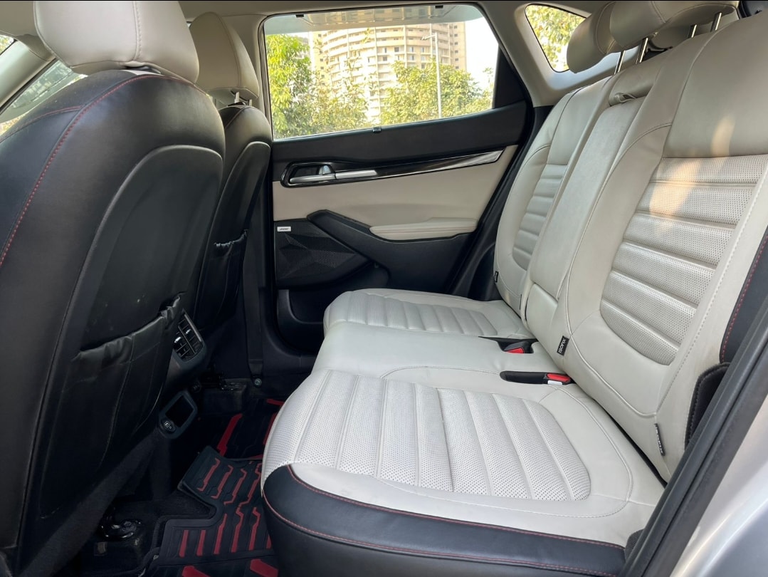 Seltos image 14 Seltos image 14