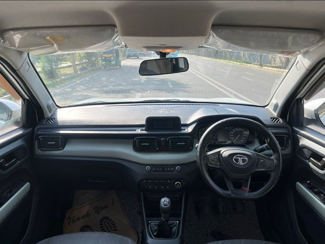 Punch image 16 Punch image 16