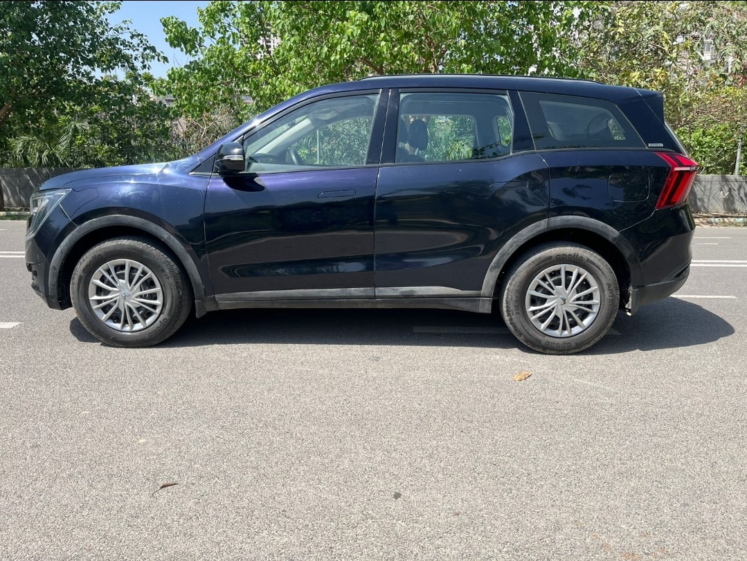 Used 2022 Mahindra XUV700 Used 2022 Mahindra XUV700