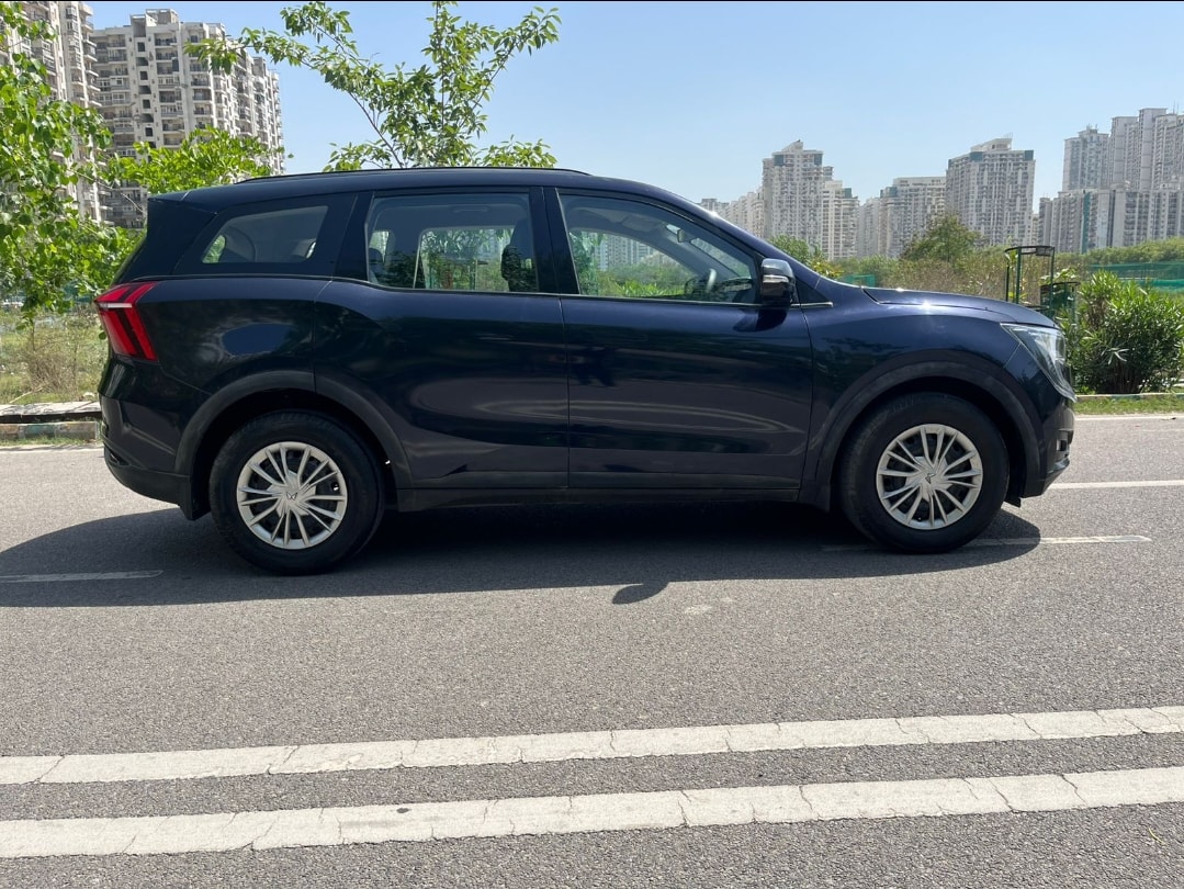 Used 2022 Mahindra XUV700 Used 2022 Mahindra XUV700