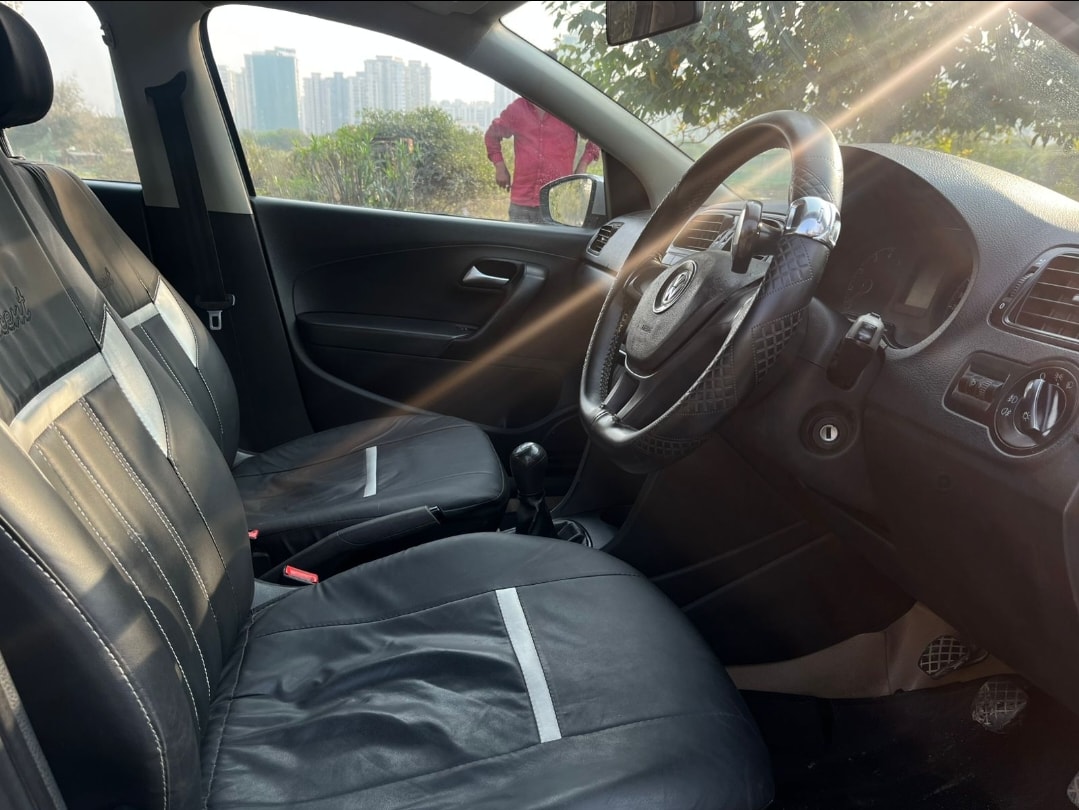 Polo image 15 Polo image 15