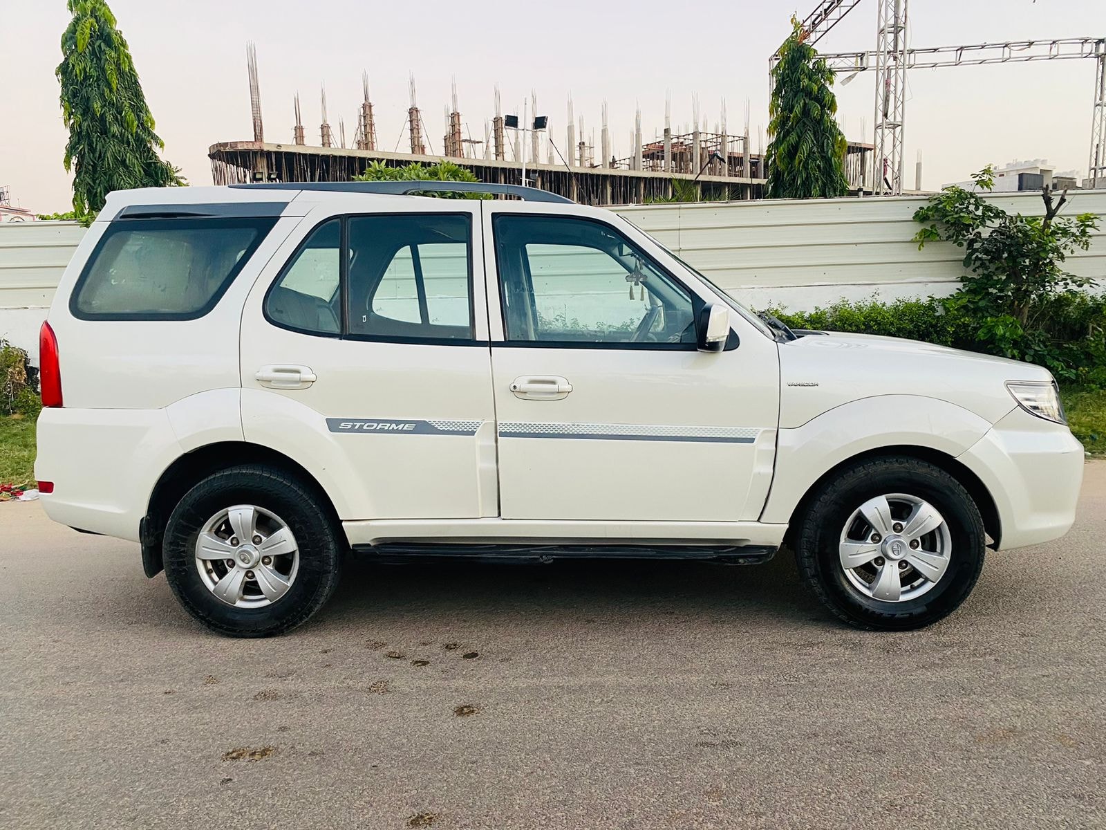 Safari Storme image 4 Safari Storme image 4