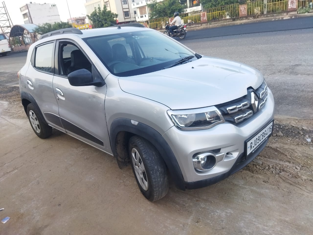 Kwid image 8 Kwid image 8