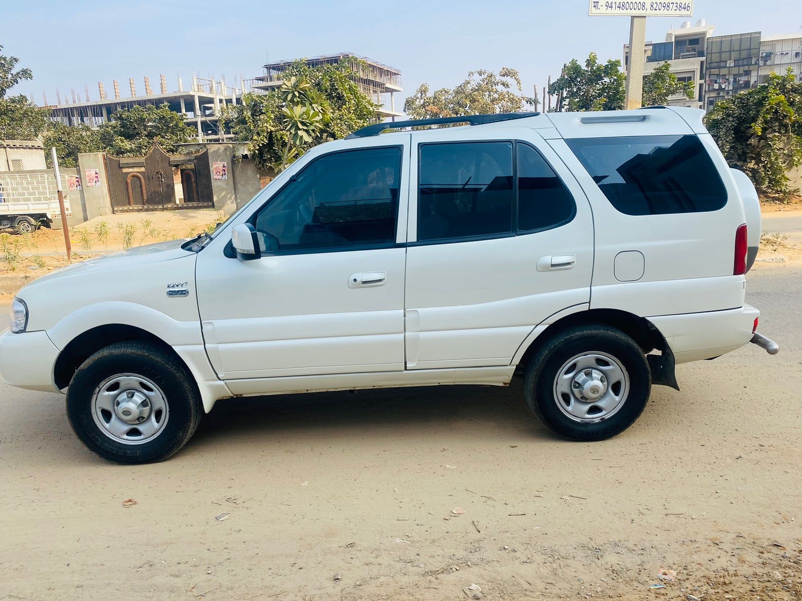 Safari Storme image 2 Safari Storme image 2