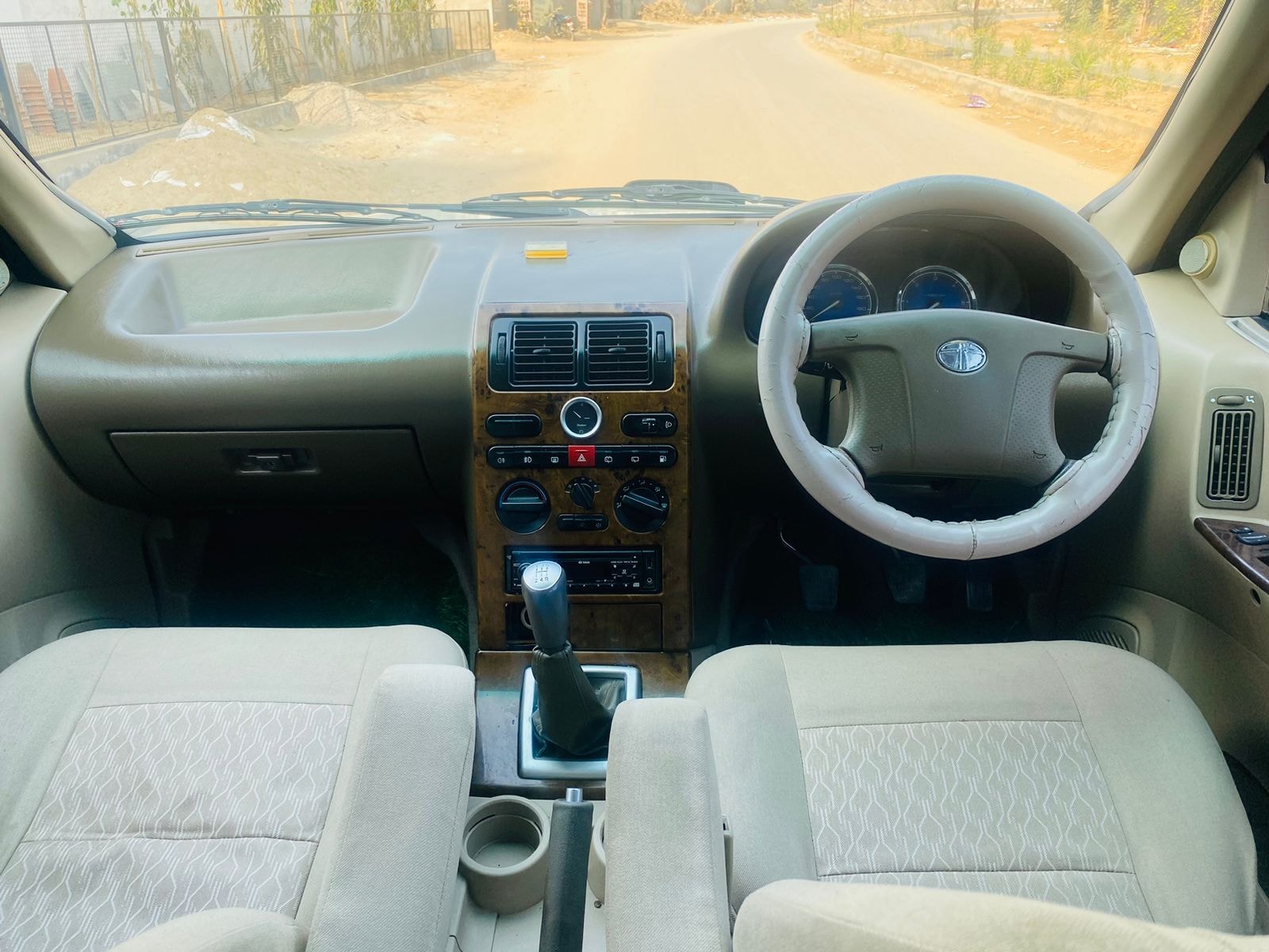 Safari Storme image 9 Safari Storme image 9