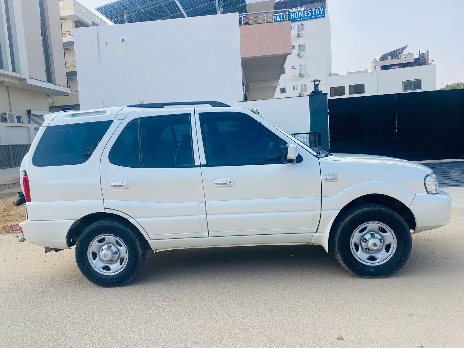 Safari Storme image 6 Safari Storme image 6