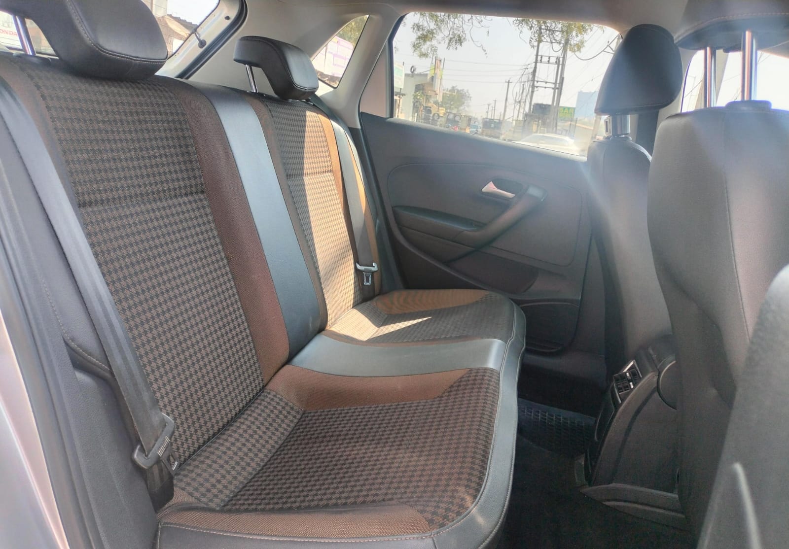 Polo image 14 Polo image 14