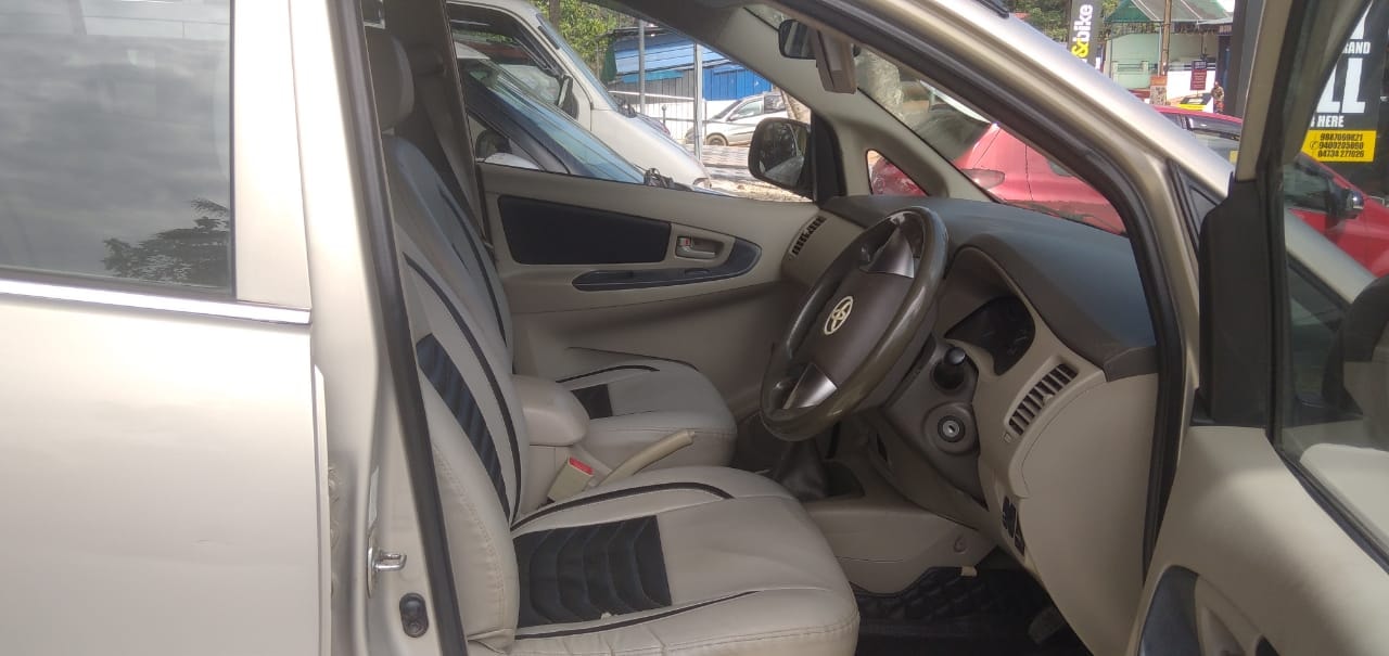 Innova image 14 Innova image 14