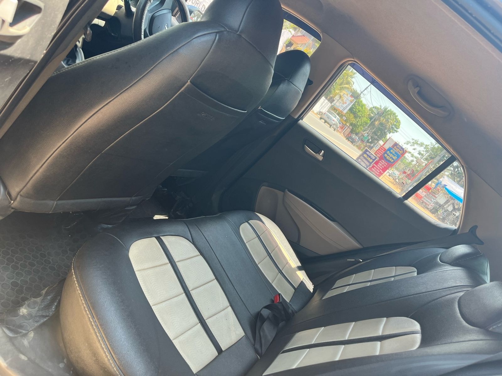 Grand i10 image 15 Grand i10 image 15