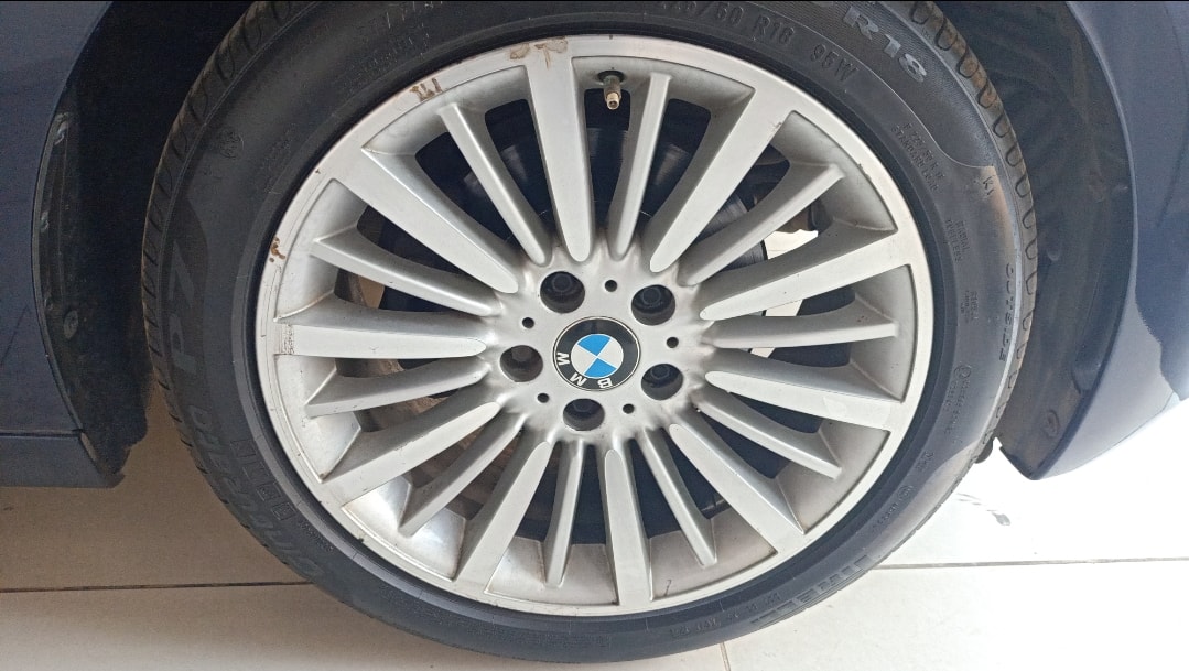 3 Series Gran Turismo image 7 3 Series Gran Turismo image 7