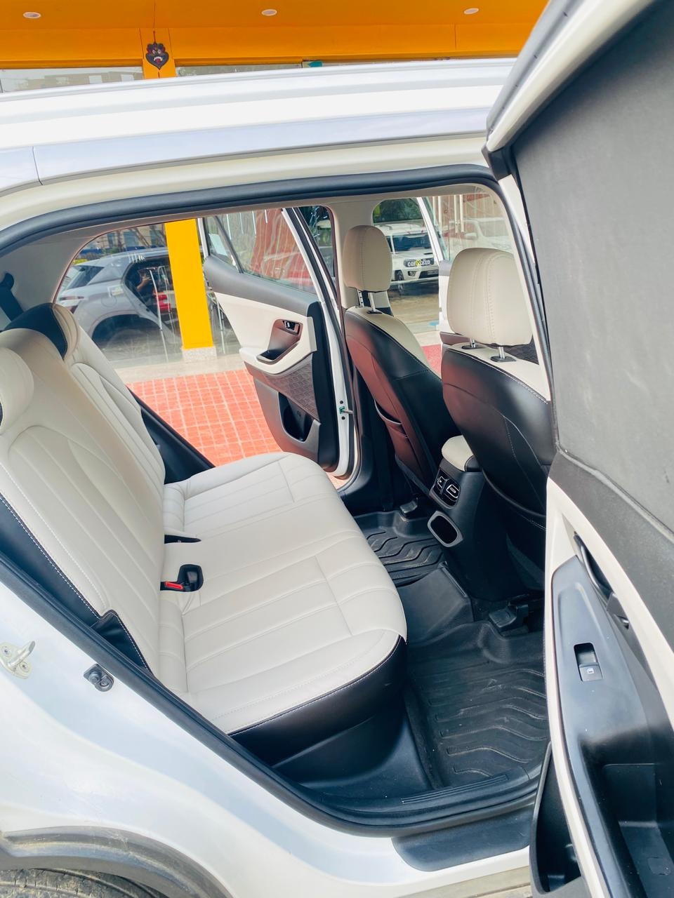 Creta image 12 Creta image 12