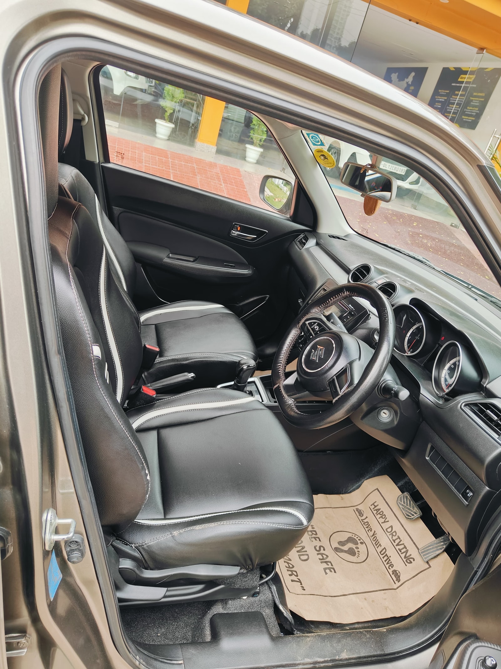 Swift image 14 Swift image 14