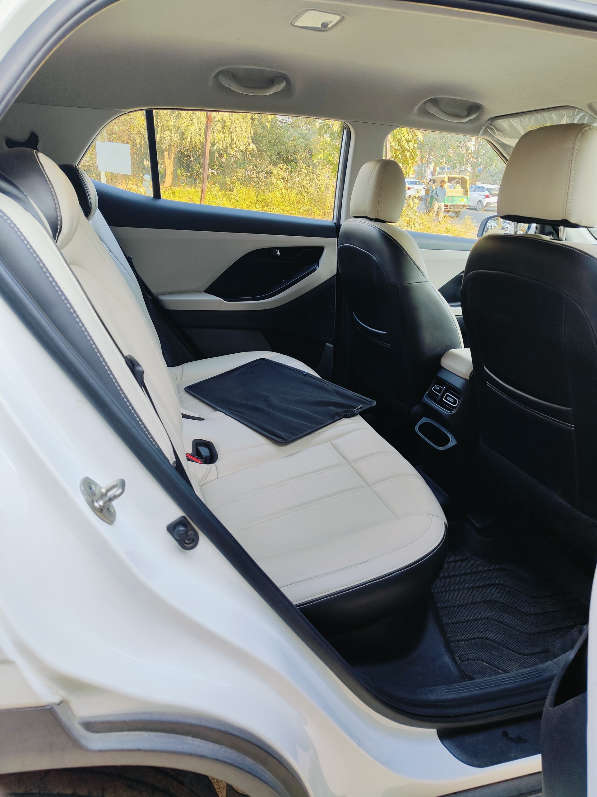 Creta image 17 Creta image 17