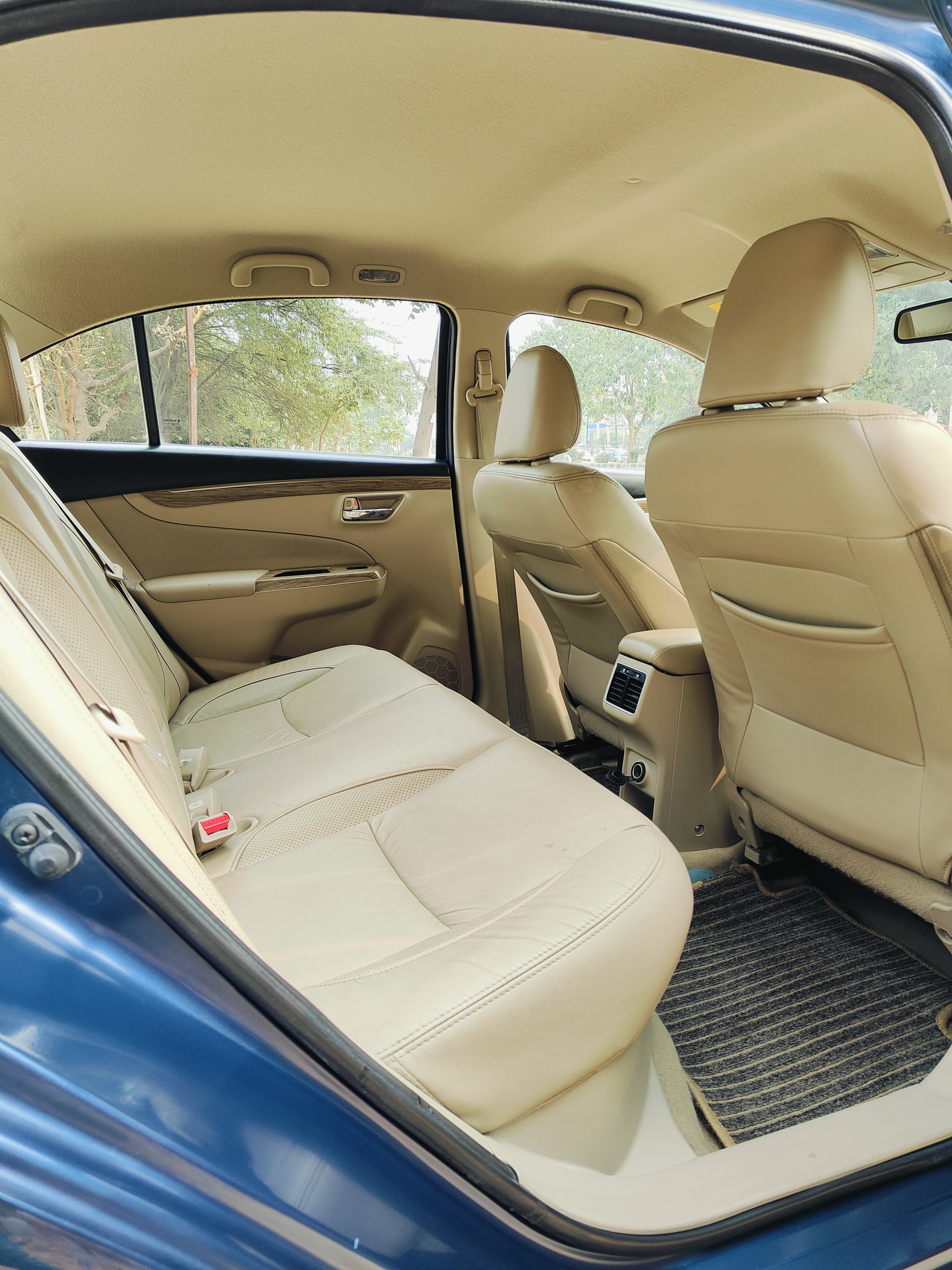 Ciaz image 17 Ciaz image 17