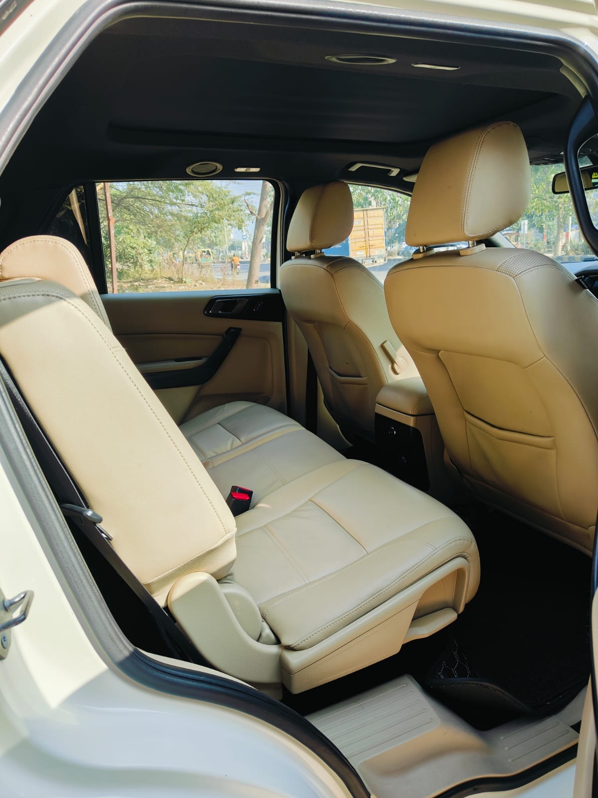 Endeavour image 17 Endeavour image 17