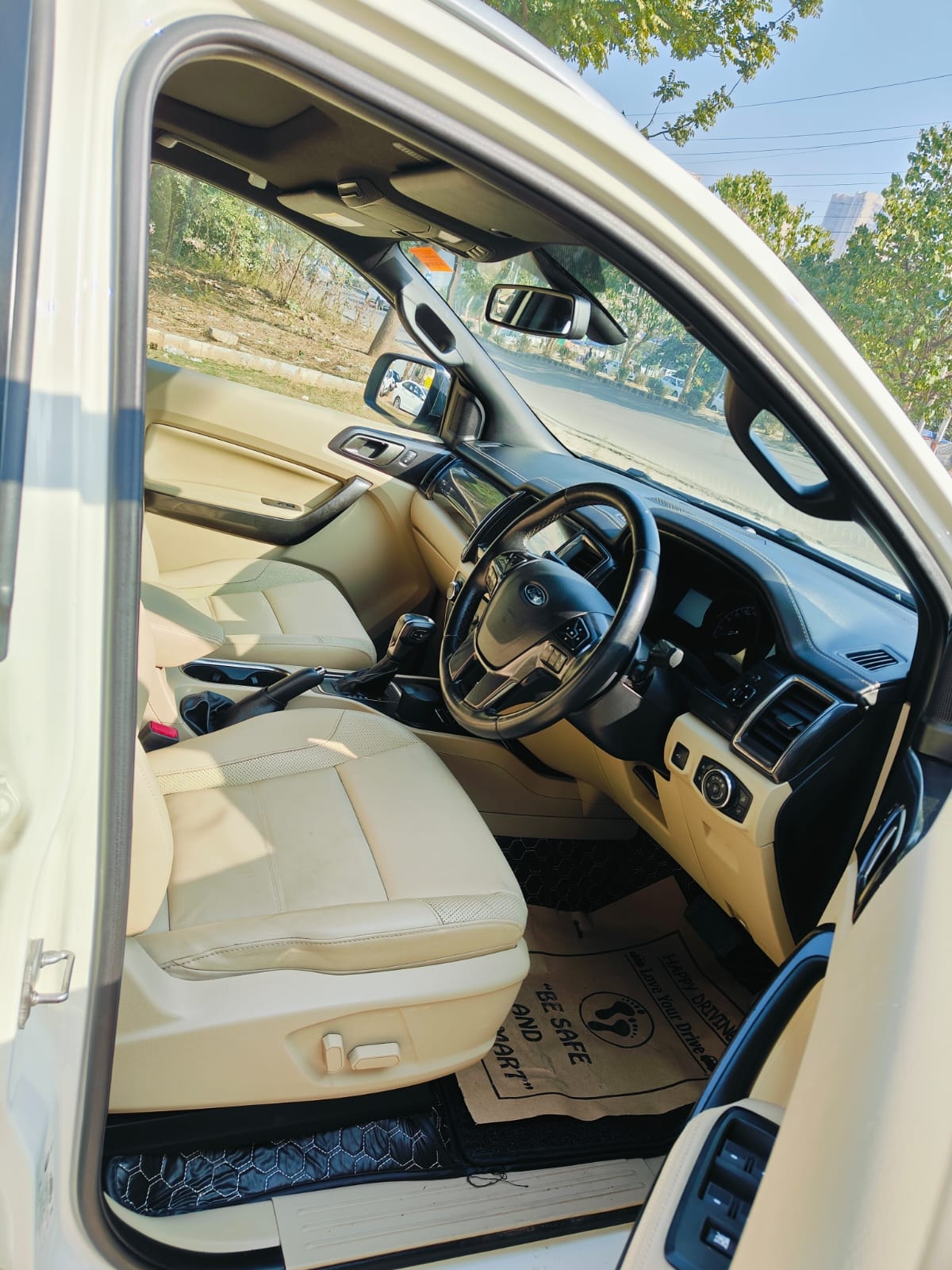 Endeavour image 16 Endeavour image 16