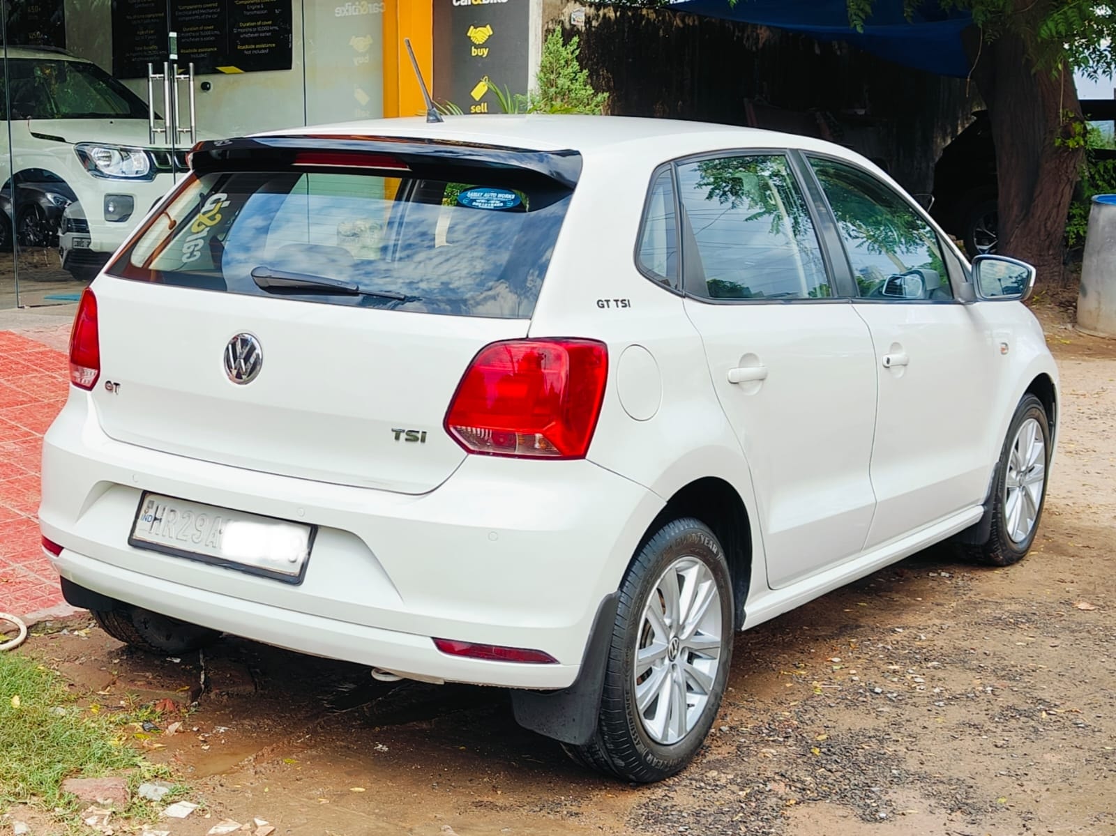 Used 2015 Volkswagen Polo Used 2015 Volkswagen Polo