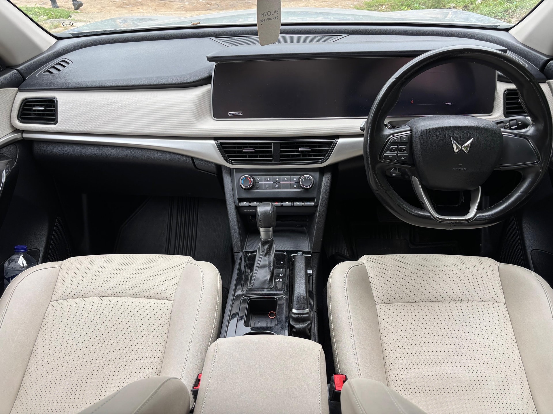 XUV700 image 11 XUV700 image 11