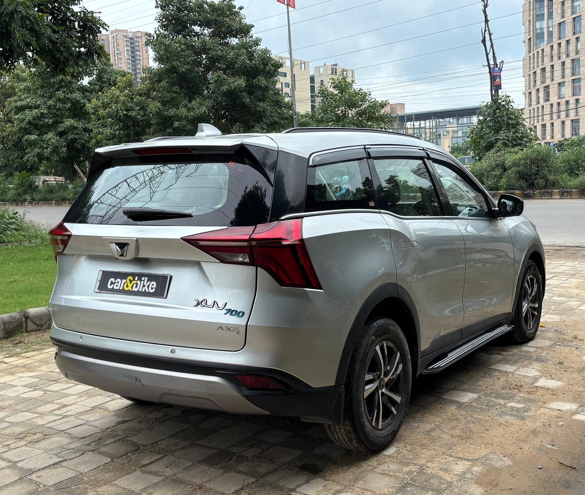 XUV700 image 5 XUV700 image 5