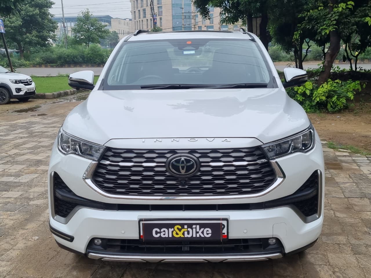 Innova Hycross image 8 Innova Hycross image 8