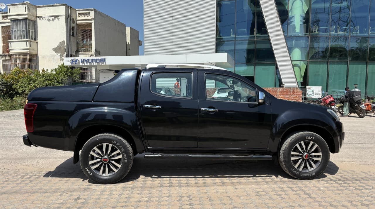 Used 2017 Isuzu D-Max V-Cross Used 2017 Isuzu D-Max V-Cross