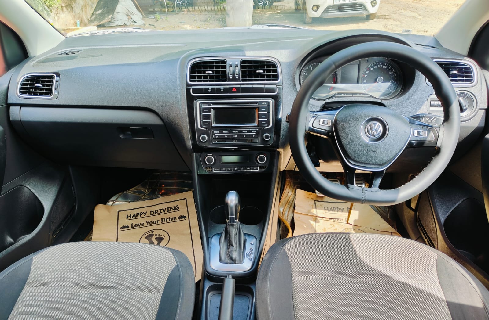 Polo image 12 Polo image 12