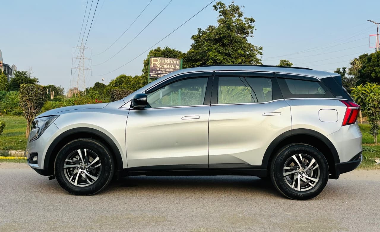 Used 2022 Mahindra XUV700 Used 2022 Mahindra XUV700