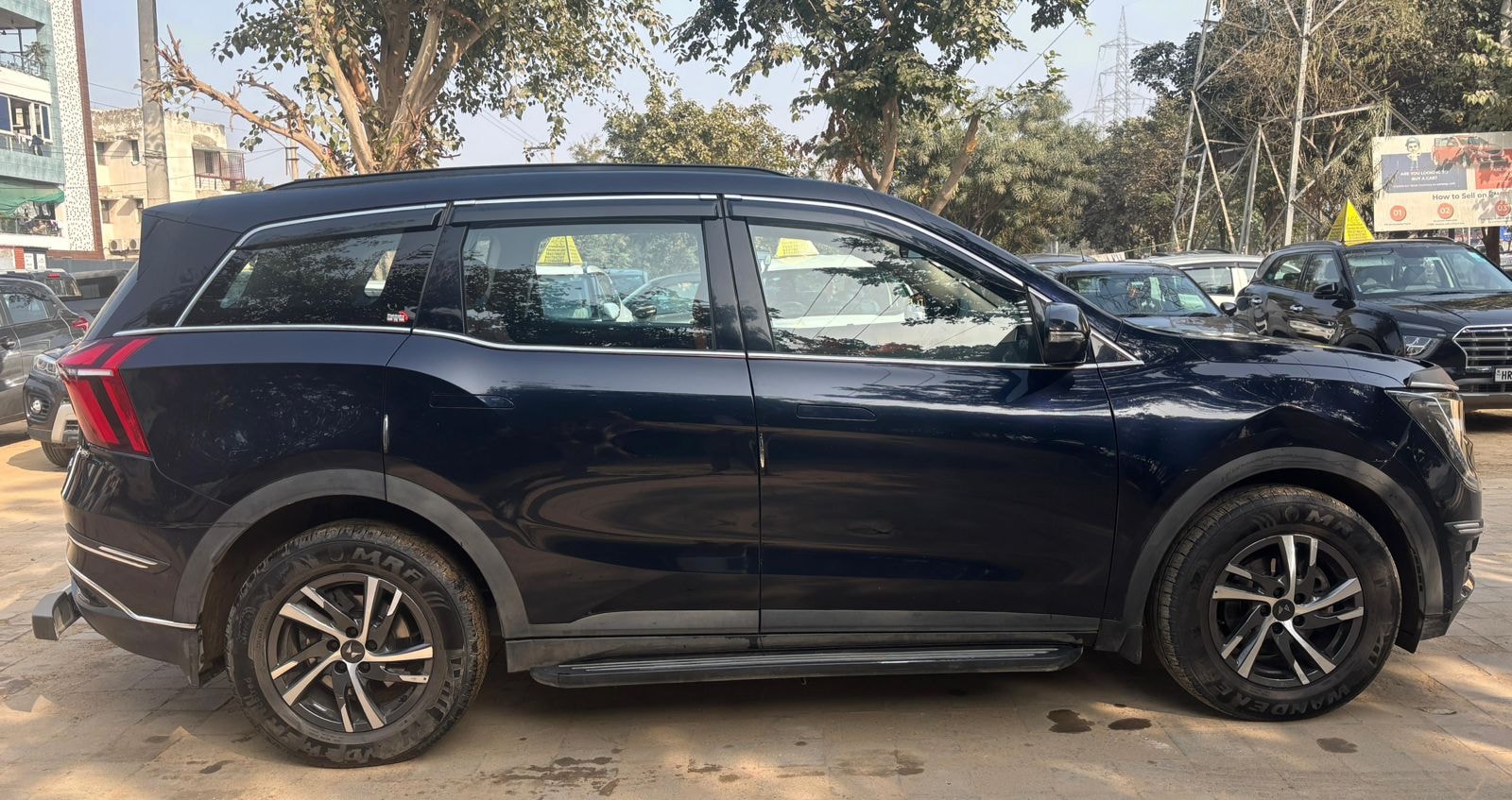 Used 2022 Mahindra XUV700 Used 2022 Mahindra XUV700