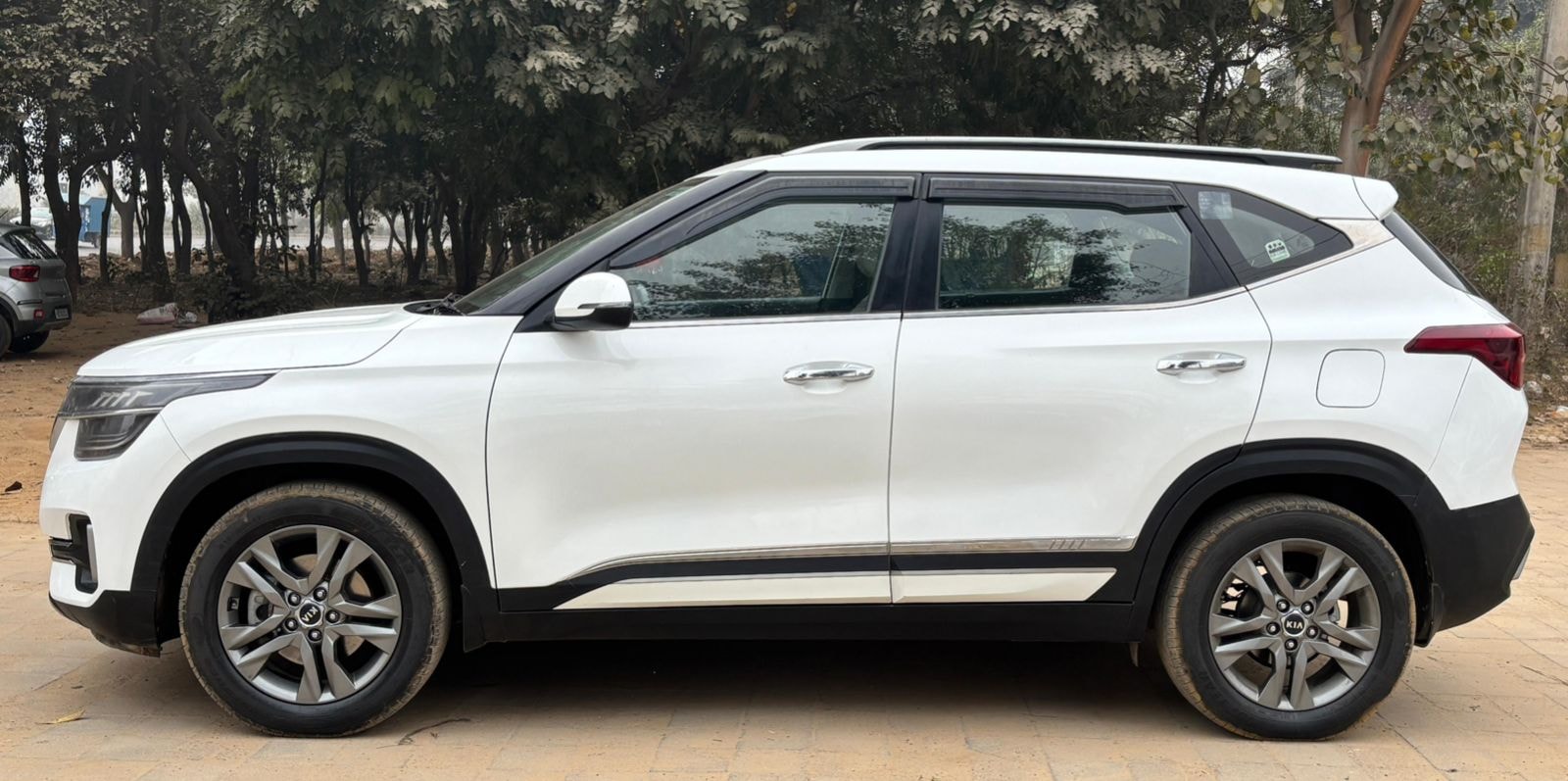 Seltos image 2 Seltos image 2