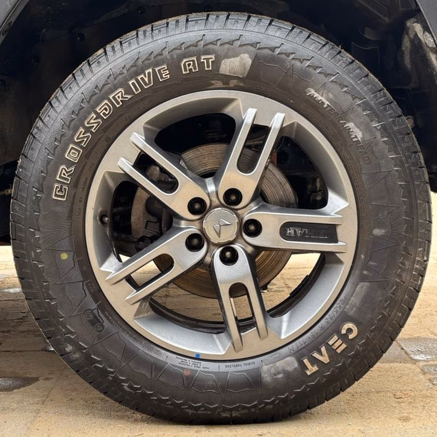 Used 2023 Mahindra Thar Used 2023 Mahindra Thar