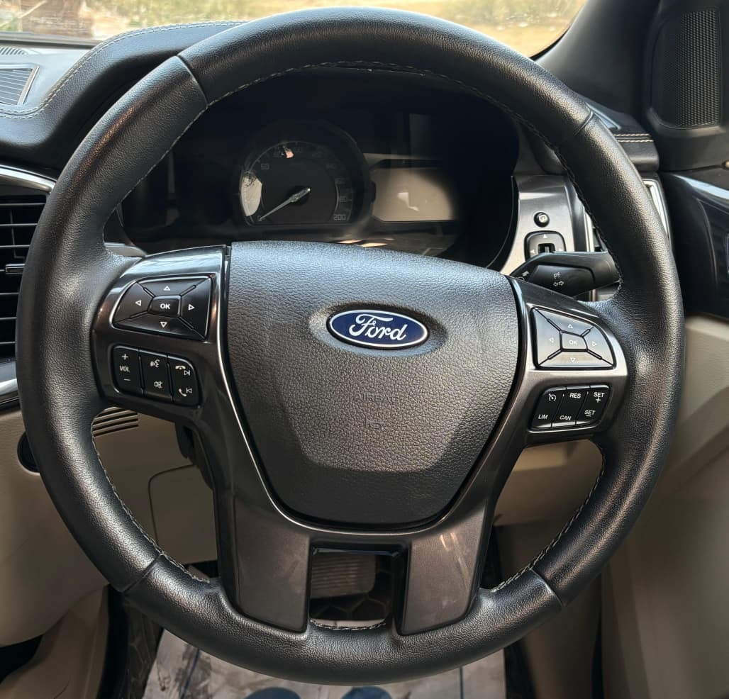 Used 2021 Ford Endeavour Used 2021 Ford Endeavour