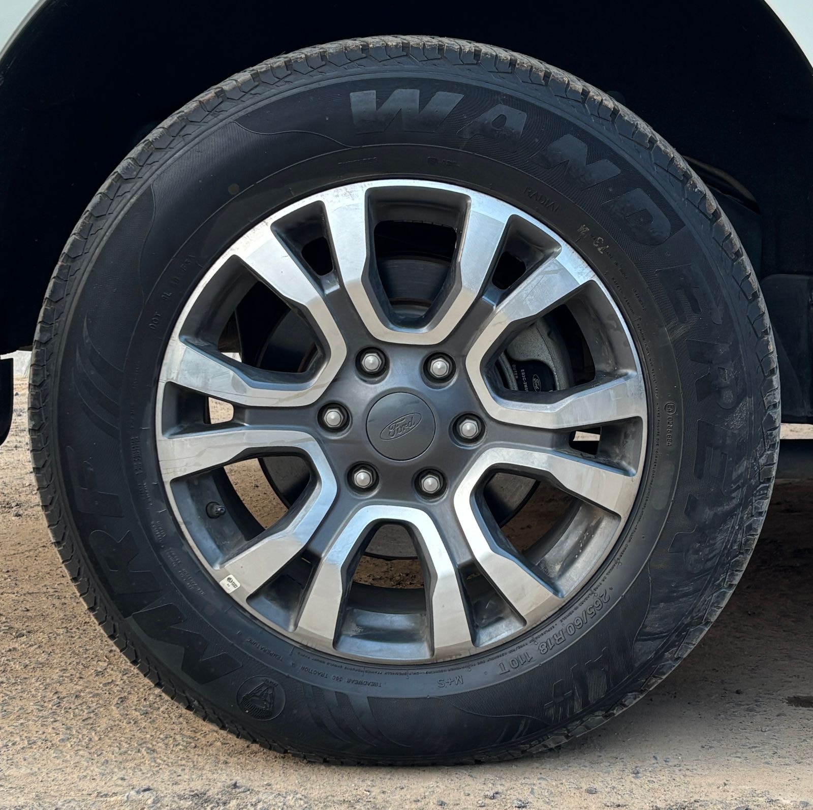 Used 2021 Ford Endeavour Used 2021 Ford Endeavour