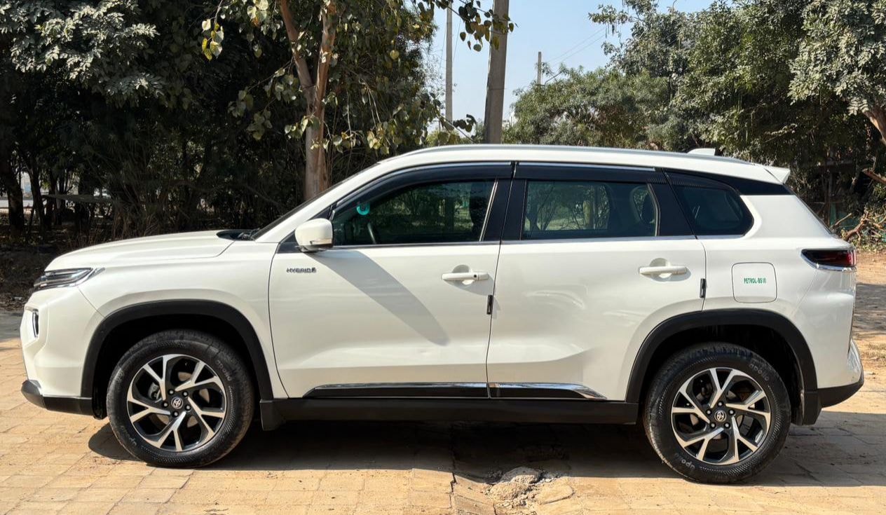 Used 2024 Toyota Urban Cruiser Hyryder Used 2024 Toyota Urban Cruiser Hyryder