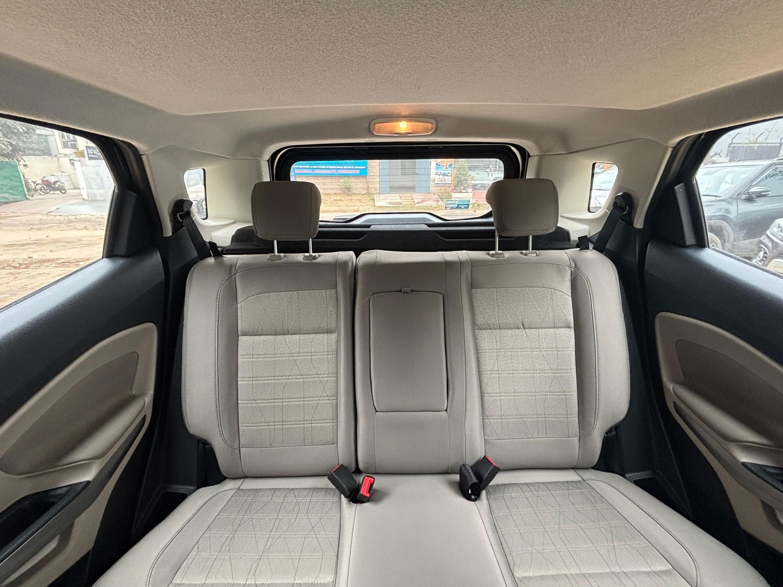 EcoSport image 15 EcoSport image 15