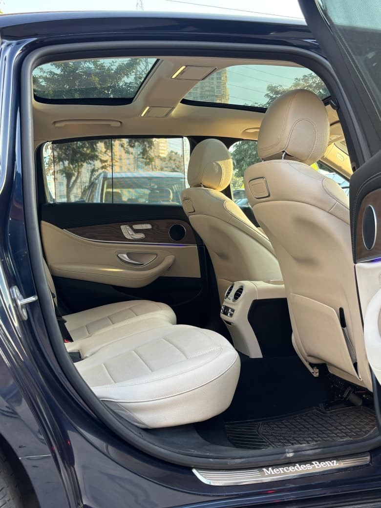 E-Class image 17 E-Class image 17