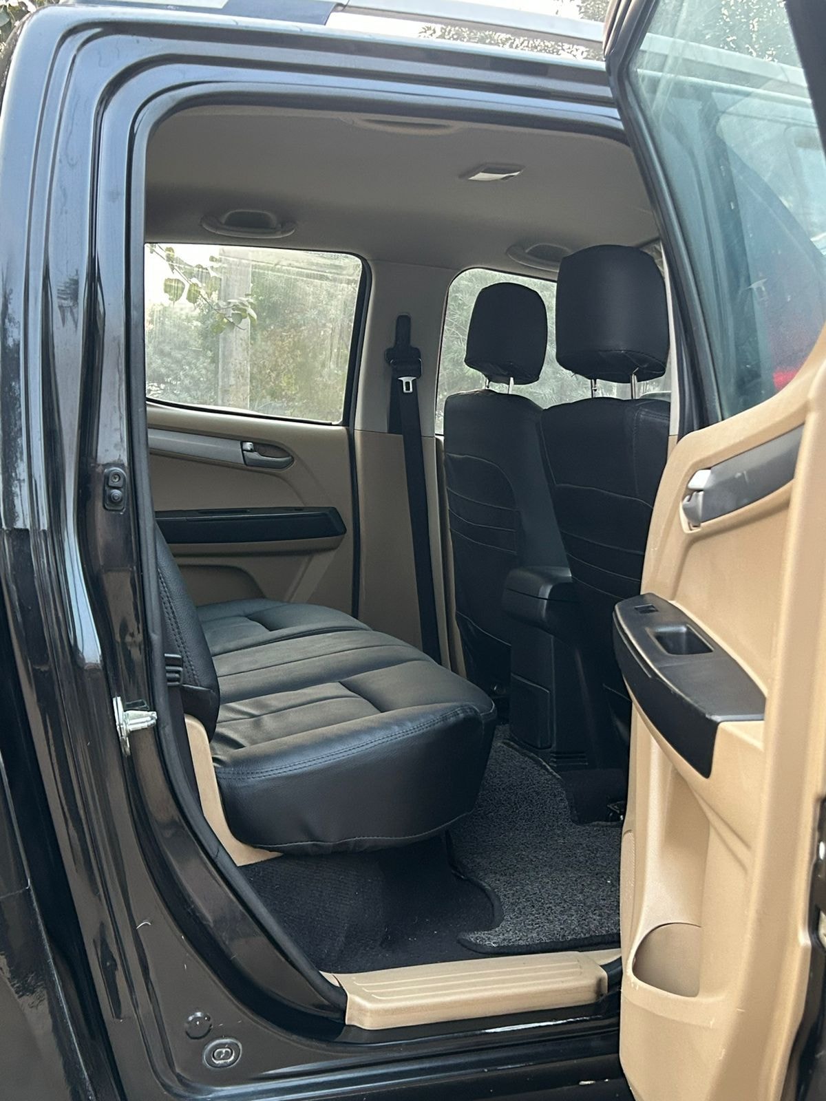 Used 2018 Isuzu D-Max V-Cross Used 2018 Isuzu D-Max V-Cross