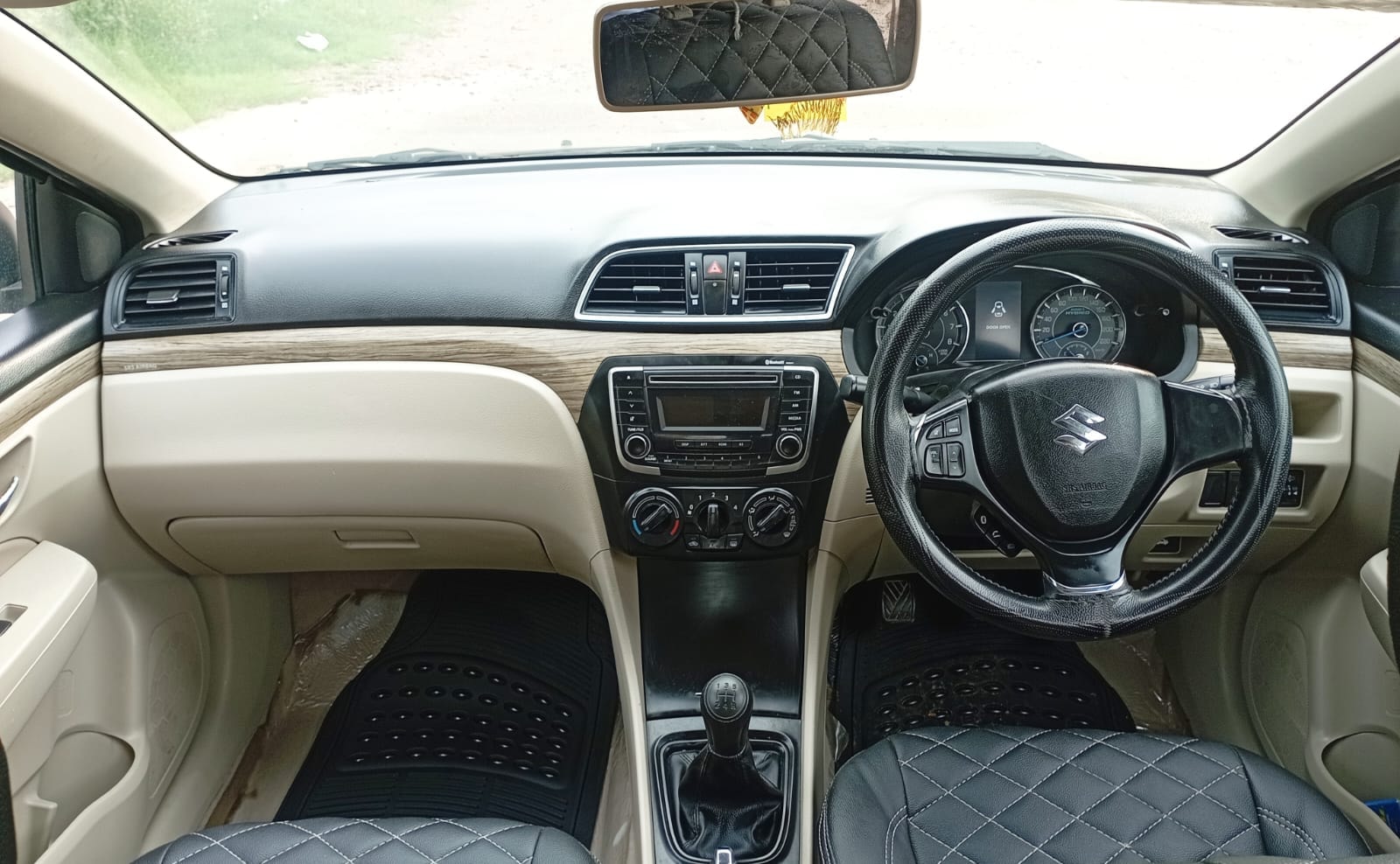 Ciaz image 12 Ciaz image 12