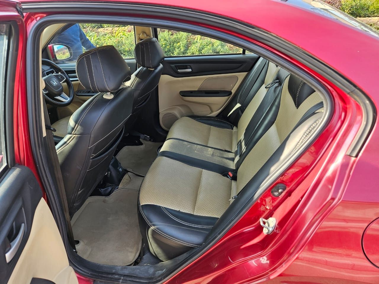 Amaze image 3 Amaze image 3