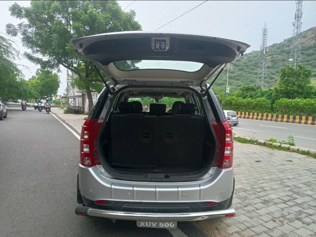 XUV500 image 10 XUV500 image 10