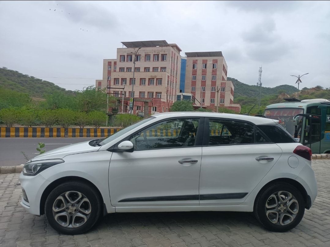 Elite i20 image 2 Elite i20 image 2