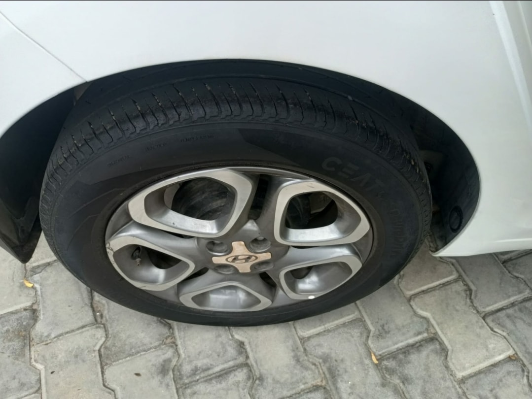 Elite i20 image 9 Elite i20 image 9