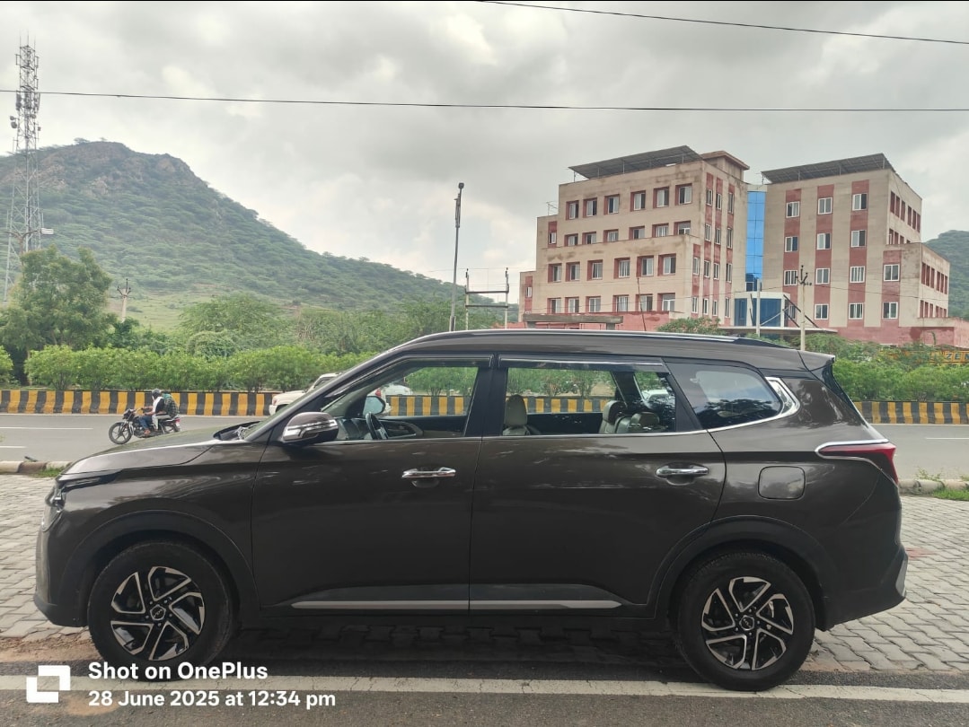 Used 2022 Kia Carens Used 2022 Kia Carens