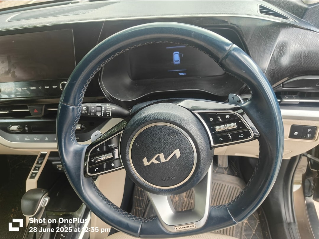 Used 2022 Kia Carens Used 2022 Kia Carens