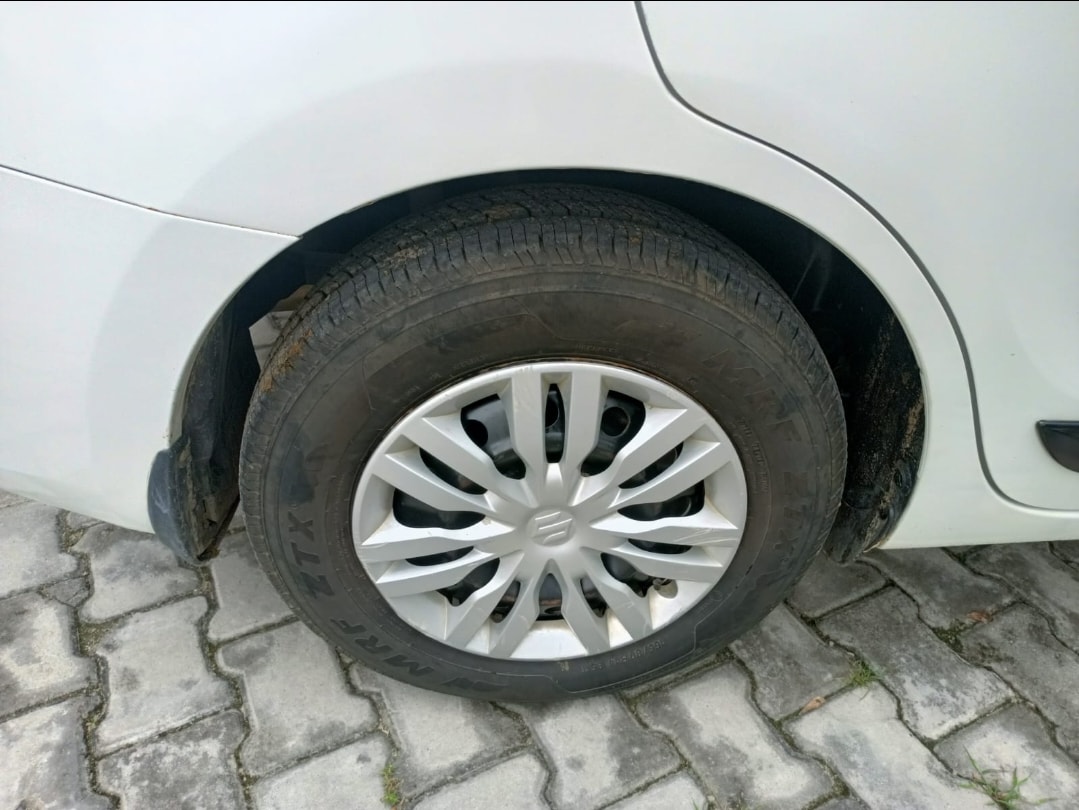 Used 2024 Maruti Suzuki Dzire Used 2024 Maruti Suzuki Dzire