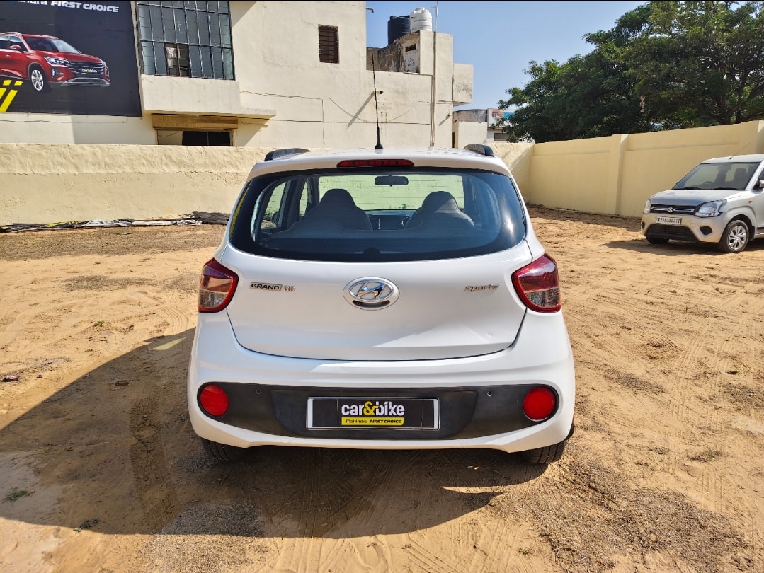 Grand i10 image 4 Grand i10 image 4