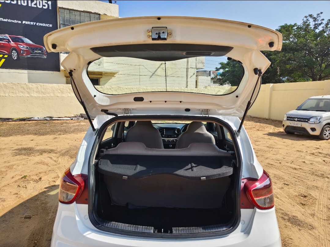 Used 2018 Hyundai Grand i10 Used 2018 Hyundai Grand i10