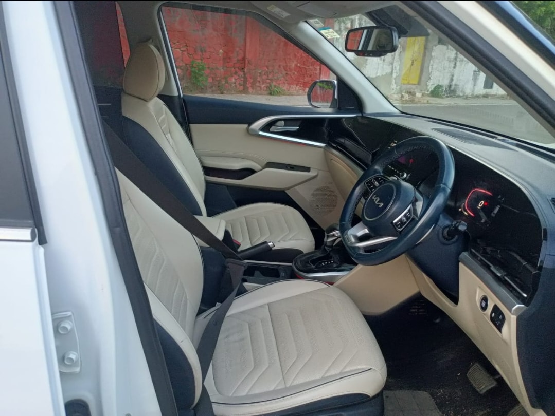 Used 2022 Kia Carens Used 2022 Kia Carens