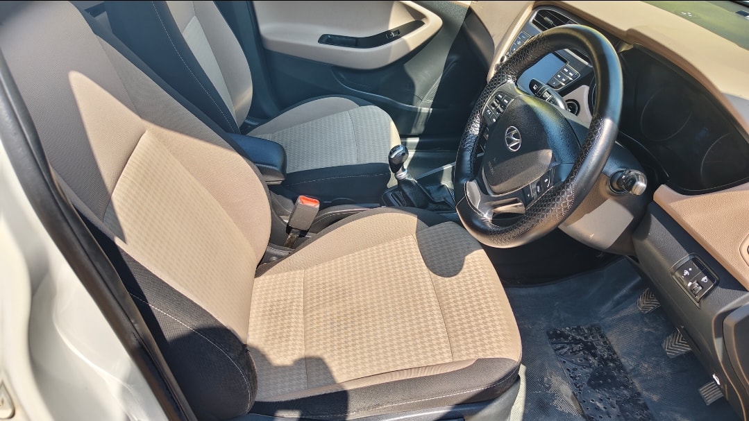 Elite i20 image 12 Elite i20 image 12